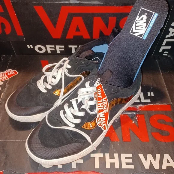 Vans Men's 8/Women 9.5 UltraRange Exo Patent Leopard Black UltraCush VN0AUWMBM8